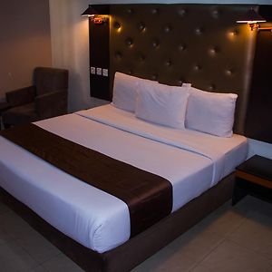 Large King Room